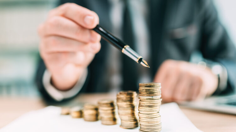 Hacienda está devolviendo hasta 4.000 euros a pensionistas 1 Es oficial: hasta 4.000 euros está devolviendo Hacienda a estos pensionistas