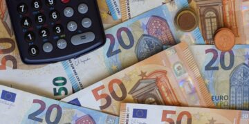 Si ganas menos de 1.350 euros podrás cobrar el subsidio por desempleo y trabajar de forma simultanea