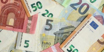 Adiós al subsidio para mayores de 52 años si no cumplen estas obligaciones