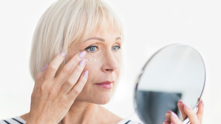 Evita el envejecimiento siguiendo estos sencillos ocho hábitos redactados por un estudio de Harvard.