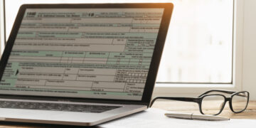 Hacienda lo hace oficial: se adelanta la fecha para presentar la declaración de la Renta.