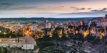 Esta es la ciudad española más bonita: creerás que estás en Grecia.