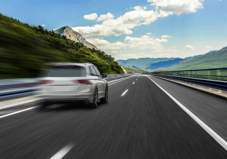 Conducir a 140 km/h no tiene ventajas según un matemático 1 Un matemático lo confirma: conducir a 140 km/h no tiene ventajas