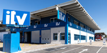 Es la prueba más difícil de pasar en la ITV. Este es el truco infalible para no tener problemas y pasarla a la primera