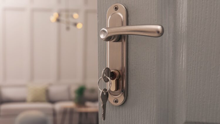 Cómo poner las llaves para evitar que los ladrones puedan acceder a tu hogar 1 Deja las llaves así para evitar que los ladrones puedan acceder a tu hogar