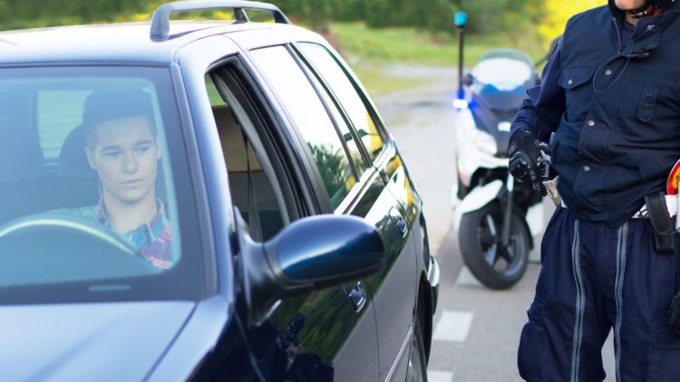 Nunca lleves estos objetos en el coche: hasta 30.000 euros de multa