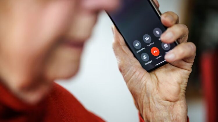 Esta estafa telefónica podría acabar con la vida de tu móvil: así puedes evitarla 1 Esta estafa telefónica podría acabar con la vida de tu móvil: así puedes evitarla.