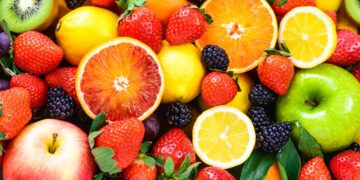 Estas son las 8 frutas que debes cenar para perder peso.