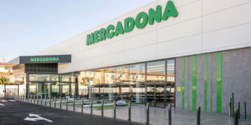 Una empleada de Mercadona con 35 años de antigüedad es despedida sin indemnización por este motivo.