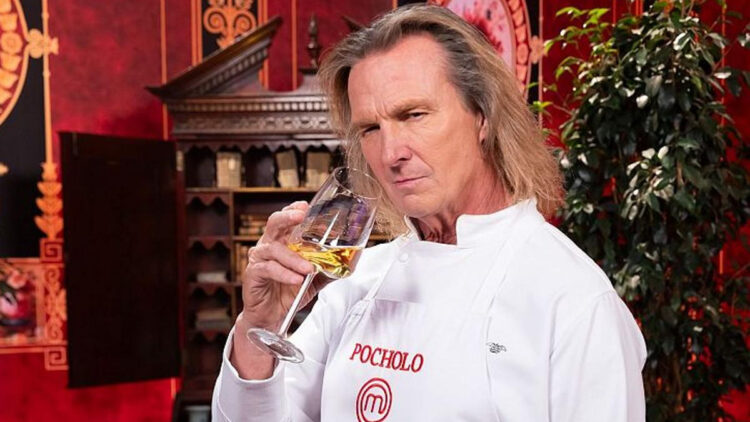 La peculiar vida de Pocholo: de barón a vivir en un camión.