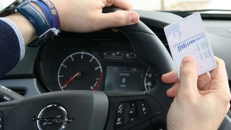 La DGT confirma los requisitos para que te den estos puntos extra: son fáciles de conseguir 1 La DGT confirma los requisitos para que te den estos puntos extra.