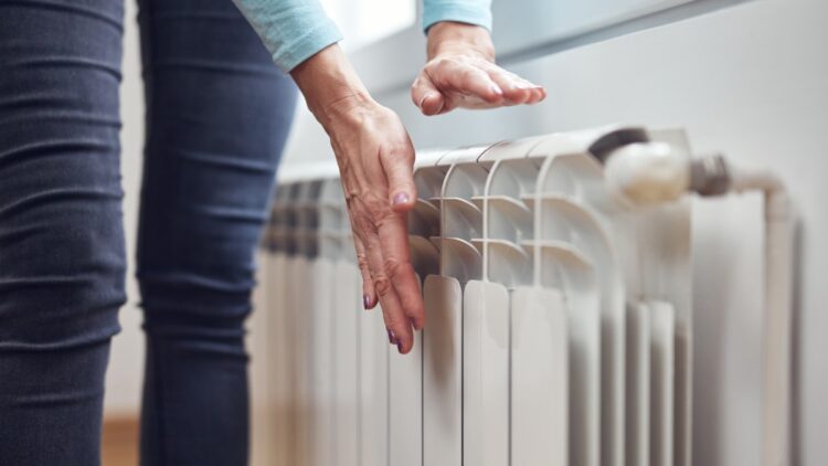 Así puedes limpiar tus radiadores para un mejor funcionamiento: es el truco definitivo.