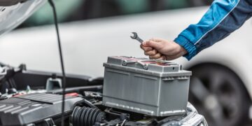 Así puedes alargar la vida de la batería de combustión de tu coche.