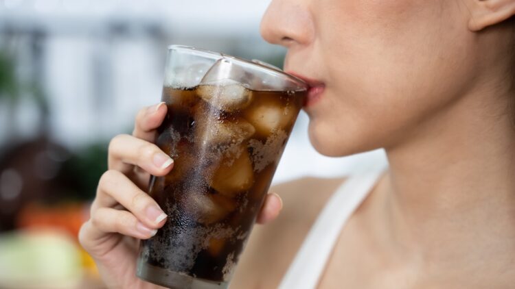 Esta bebida te acorta la vida: cada vez que los tomas pierdes 12 minutos de vida 1 Esta bebida te acorta la vida: cada vez que los tomas pierdes 12 minutos de vida.