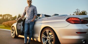 Adiós a las fotos con coches caros: la Agencia Tributaria refuerza la inspección a contribuyentes que ocultan viviendas y vehículos.