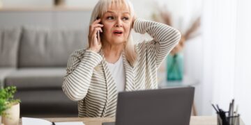 CaixaBank pone en alerta a las personas con gestor: si te dice esto te están estafando.