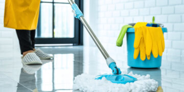 Ni escoba ni fregona: Lidl lanza este limpiador 3 en 1 que aspira, friega y seca a la vez.