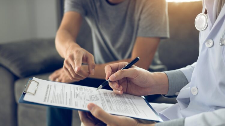 Incapacidad permanente: cuidado con estos errores en los informes médicos (son los más repetidos) 1 Incapacidad permanente: cuidado con estos errores en los infórmenes médicos (son los más repetidos).