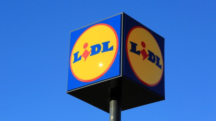 Lidl lo vuelve a hacer: tira el precio de este pescado que sabe a lujo y que cuidará tu salud sin renunciar al sabor