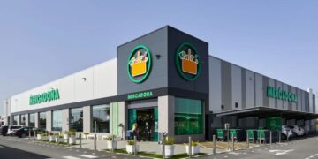 Mercadona lanza 5.000 ofertas de empleo para este verano: así puedes postularte.