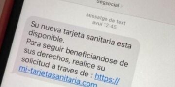 El SMS de la tarjeta sanitaria no es real: así tienes que actuar para evitar la estafa
