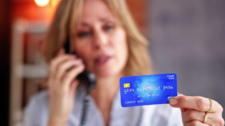 El último aviso de la Guardia Civil por lo que está pasando con las tarjetas de crédito en España 1 El último aviso de la Guardia Civil por lo que está pasando con las tarjetas de crédito en España.