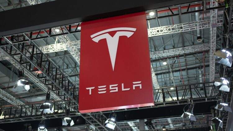 Tesla presenta su nuevo Model 2025: conoce la autonomía y el precio de la revolución eléctrica.