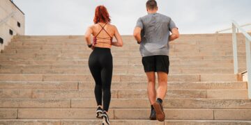 Ni gimnasio ni caminatas eternas: la ciencia confirma que este es el ejercicio más eficaz para adelgazar en tiempo récord