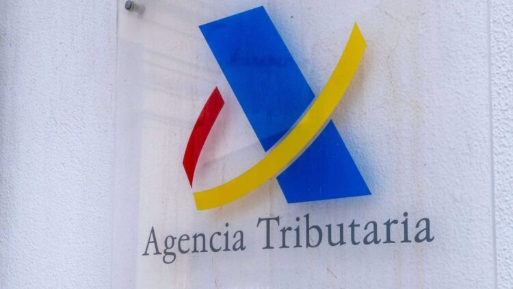 Ni ingresos ni descanso: Hacienda exige declaraciones incluso si no facturas como autónomo.