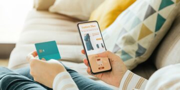 Una psiquiatra desvela por qué algunas personas compran de manera compulsiva: estos son los motivos