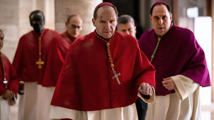 Ni ficción ni coincidencia: 'Cónclave' se convierte en la película más comentada tras la muerte del Papa Francisco.