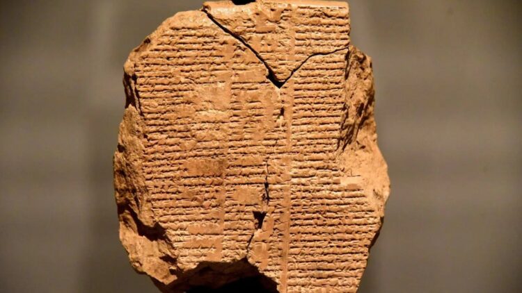 Los expertos confirman que este, y no la Biblia, fue el primer libro jamás escrito: su mensaje sigue siendo actual 1 Los expertos confirman que este, y no la Biblia, fue el primer libro jamás escrito: su mensaje sigue siendo actual