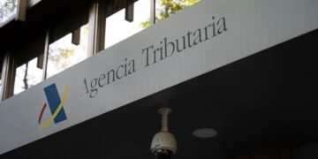 Hacienda lo confirma: aunque tengas dos pagadores, estás exento de declarar si cumples estos requisitos