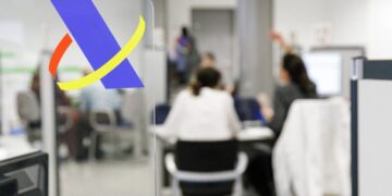 Confirmado: hacer la Renta en los primeros días puede hacerte perder dinero, según una economista.