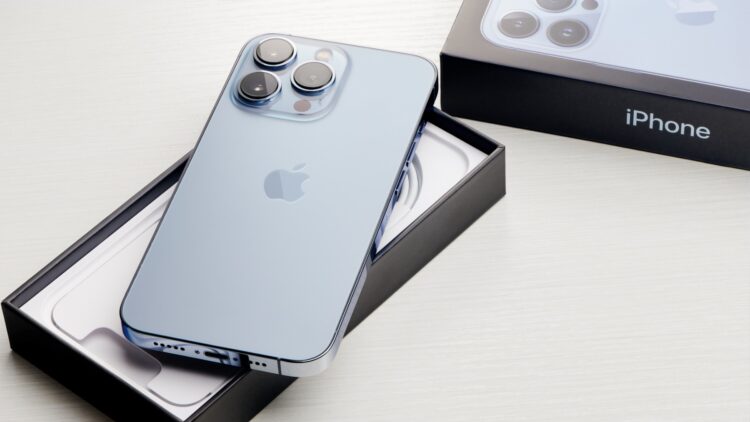 Apple Intelligence permitirá grabar llamadas en iPhone, pero cuidado, que no todo son buenas noticias.