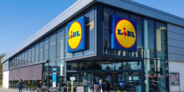 Adiós a la vitrocerámica: Lidl lanza una placa de inducción portátil por solo 34,99 € que está arrasando en España