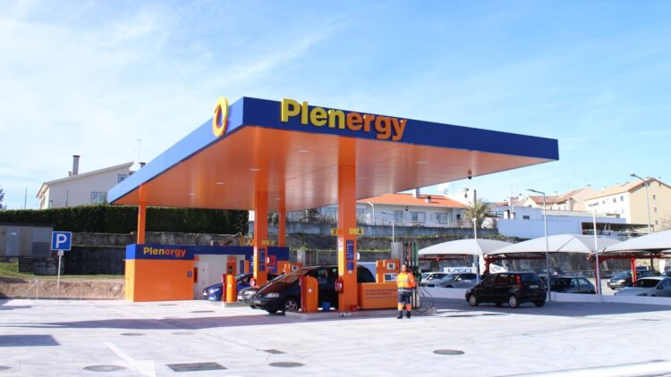 Buenas noticias para los conductores: una nueva red de gasolineras low cost se expande por toda España