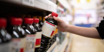 Ni ketchup ni mostaza: el producto más importado en España que procede de Estados Unidos es esta salsa