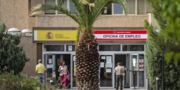 La Justicia lo confirma: el SEPE puede pegarte este palo si te vas de vacaciones y no cumples con este requisito imprescindible