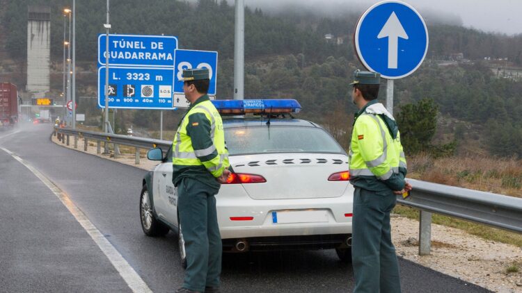 La Guardia Civil critica el "abandono" de las carreteras por parte de la DGT basándose en estas razones: la polémica está servida