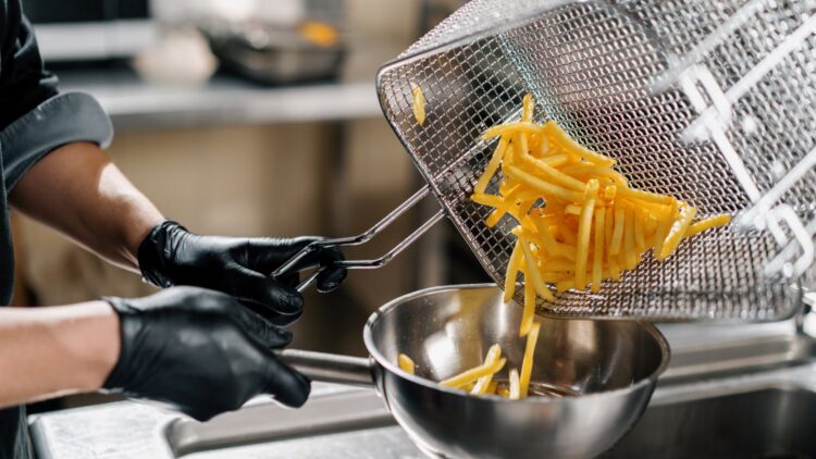 Una nueva cadena de comida rápida abrirá en España... si la Justicia lo permite: este es el litigio que tiene abierto en Colombia 1 Una nueva cadena de comida rápida abrirá en España