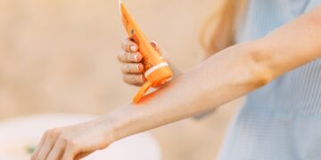 Confirmado por la OCU: este es el mejor protector solar de marca blanca y cuesta mucho menos de lo que imaginas.