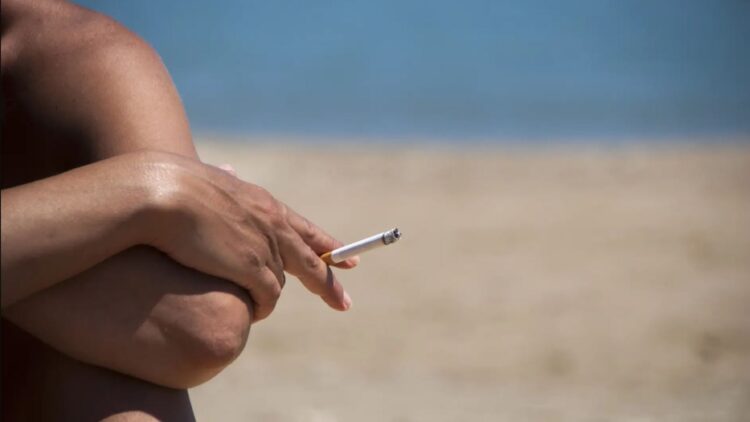 Fumar en las playas de esta provincia se va a acabar