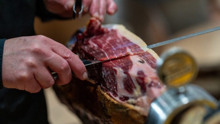 Ni 5 Jotas ni Navidul: este jamón ibérico está arrasando en el mercado