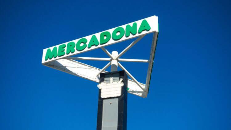 Adiós al horario habitual: Mercadona sorprende con nuevos turnos de apertura este verano 1 Mercadona sorprende con nuevos turnos de apertura