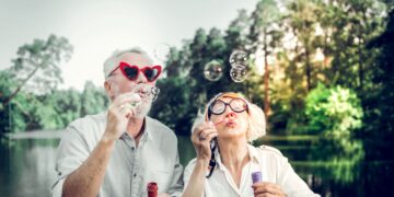 Esta es la edad a partir de la que una persona es 'mayor'