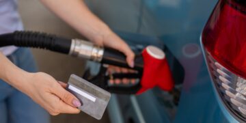 Se gasta 19.000 euros en gasolina con una tarjeta de empresa