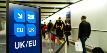 Este es el nuevo requisito para viajar a Reino Unido este verano