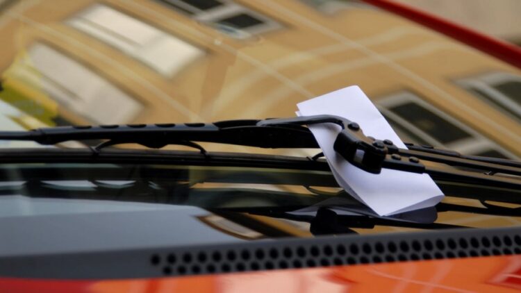 Encuentra su plaza de garaje ocupada