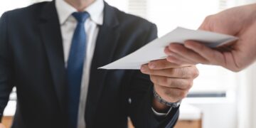 Tu empresa no está obligada a abonarte la paga extra de verano